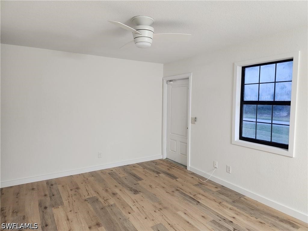 3 Bed SingleFamilyResidence for Sale in Lehigh Acres, FL — photo 3
