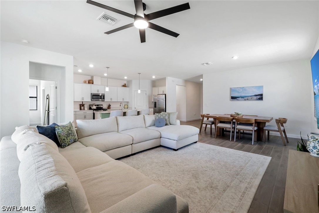 4 Bed SingleFamilyResidence for Sale in Estero, FL, $499,000 — photo 3