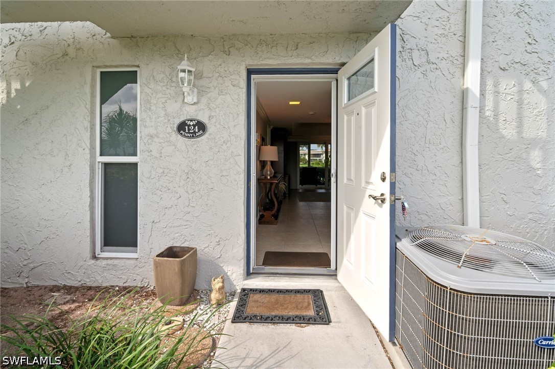 2 Bed Condominium for Sale in Naples, FL, $335,000 — photo 3