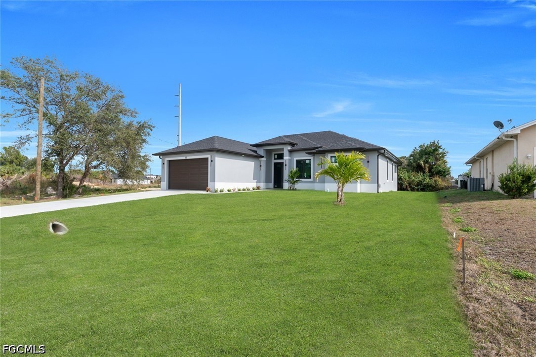 3 Bed SingleFamilyResidence for Sale in Lehigh Acres, FL — photo 3