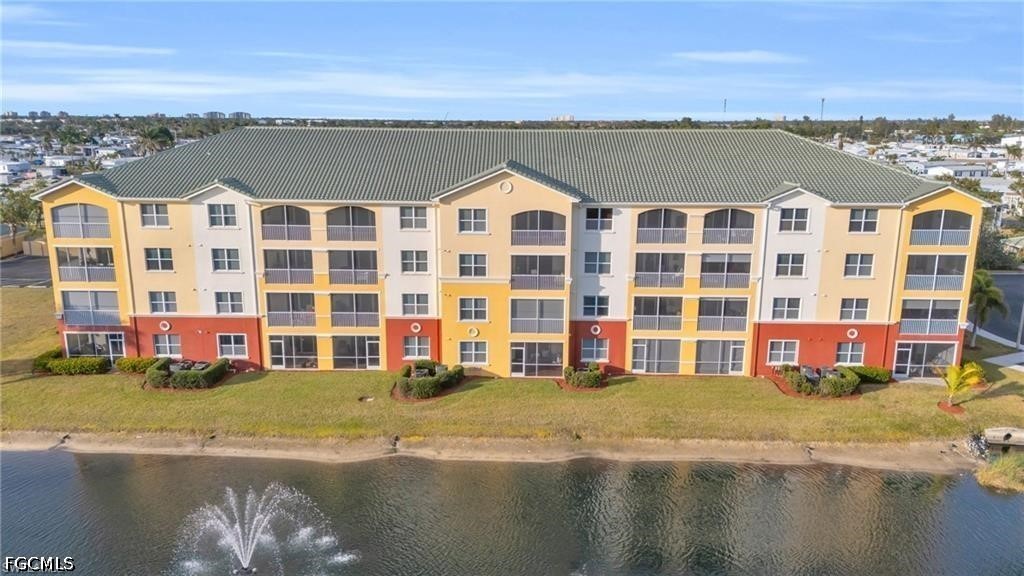 2 Bed Waterfront Home for Sale in Fort Myers, FL, $4,500 — photo 3