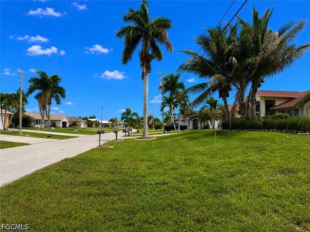 Waterfront Home for Sale in Cape Coral, FL, $110,000 — photo 3
