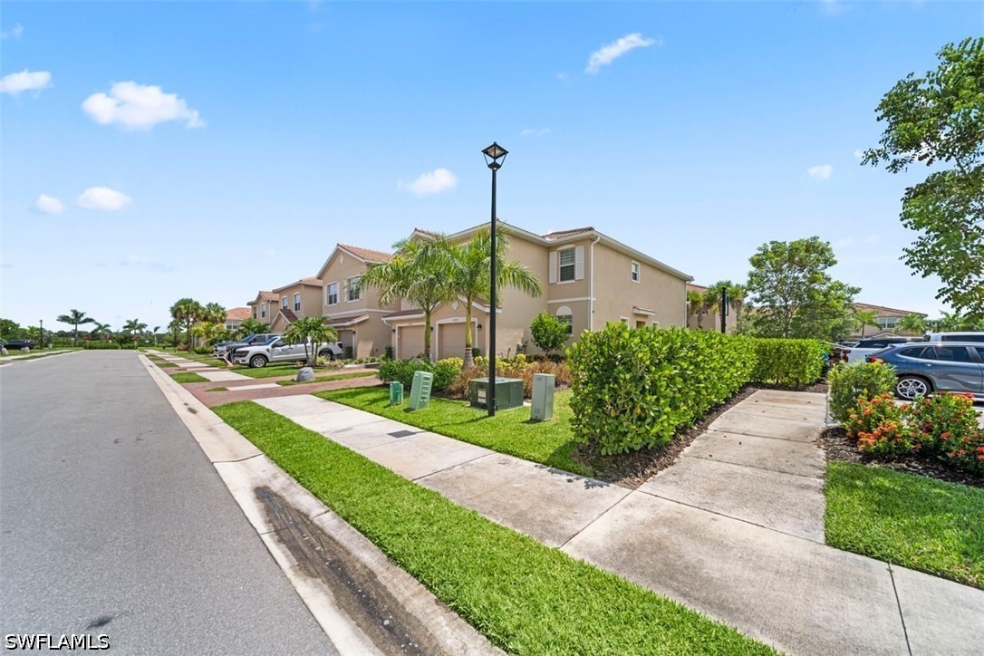 3 Bed Townhouse for Sale in Naples, FL, $379,900 — photo 3