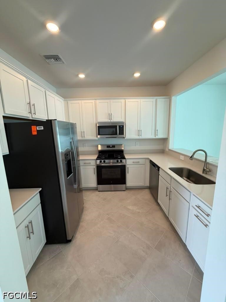 3 Bed SingleFamilyResidence for Sale in Tuckers Cove, FL — photo 3