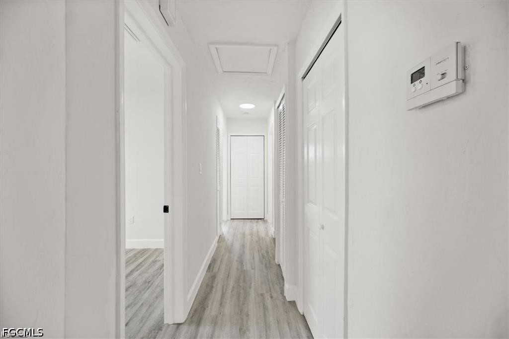 3 Bed SingleFamilyResidence for Sale in Fort Myers, FL — photo 3