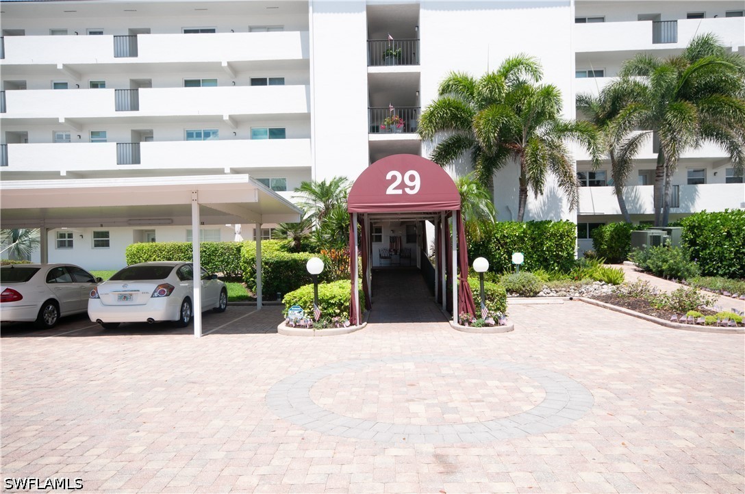 2 Bed Condominium for Sale in Naples, FL, $378,000 — photo 3
