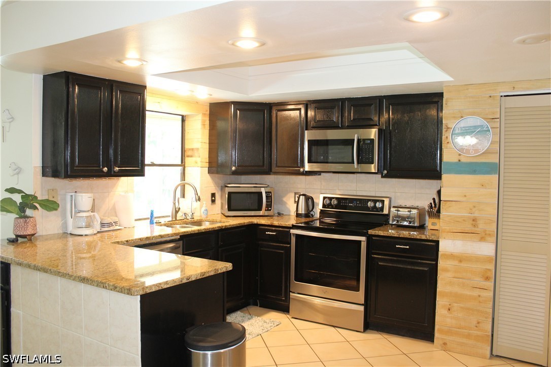3 Bed Pool Home for Sale in Cape Coral, FL, $2,200 — photo 3