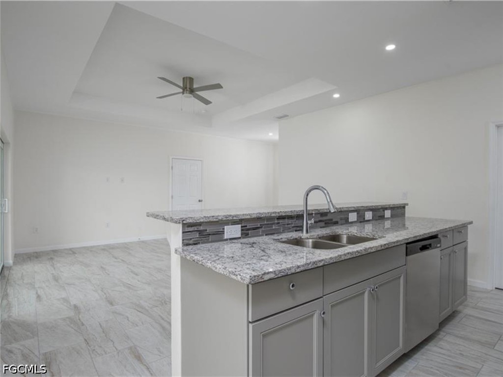 4 Bed SingleFamilyResidence for Sale in Lehigh Acres, FL — photo 3