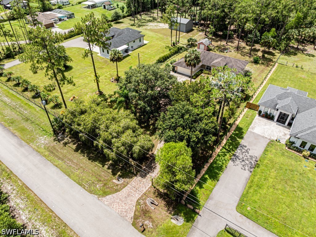 3 Bed SingleFamilyResidence for Sale in Naples, FL, $475,000 — photo 3