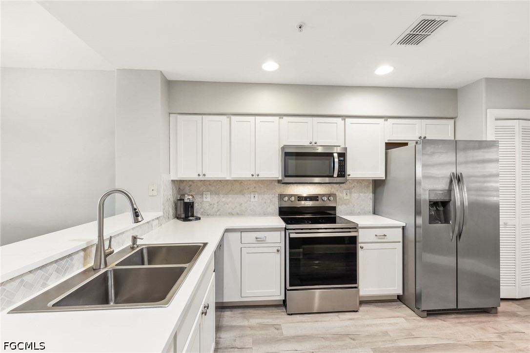 2 Bed Condominium for Sale in Waterford, FL, $239,900 — photo 3