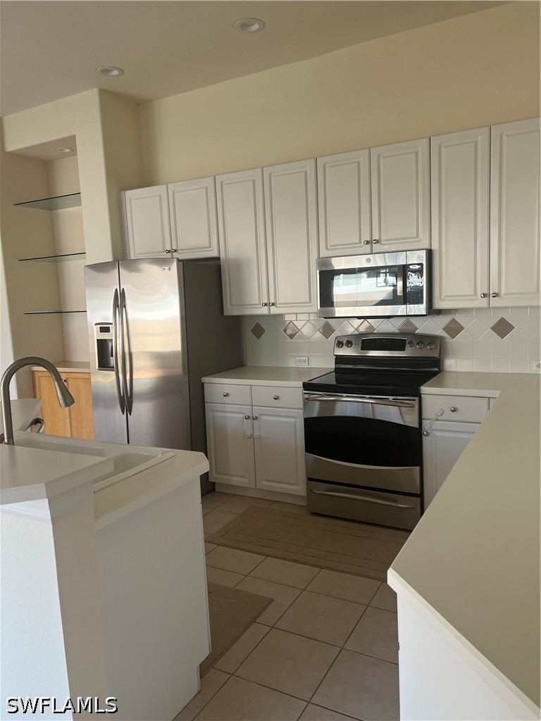 3 Bed Pool Home for Sale in Costa Del Sol, FL, $3,100 — photo 3