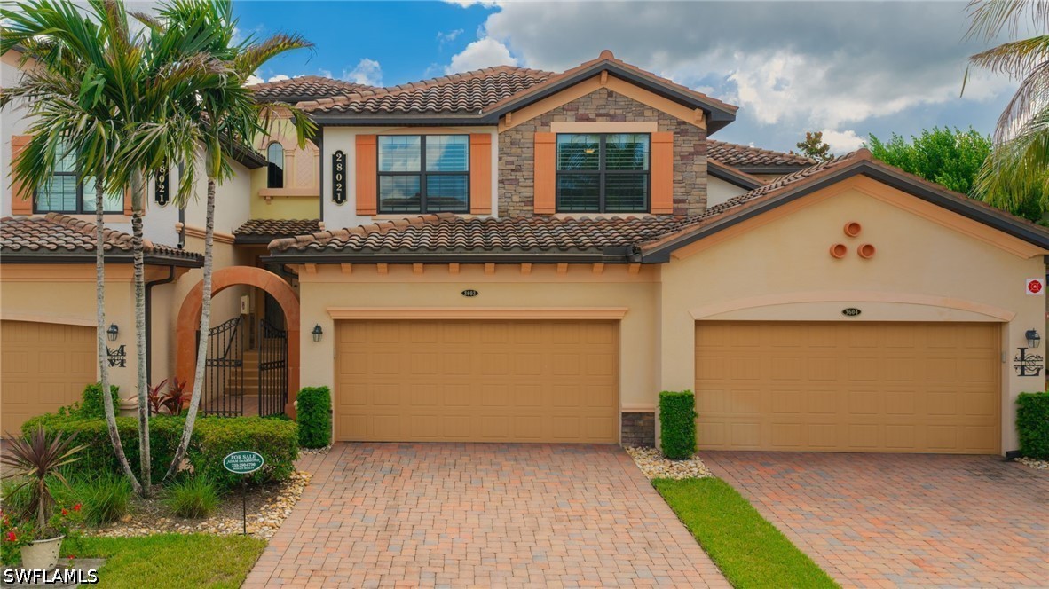 3 Bed Waterfront Home for Sale in Bonita Springs, FL — photo 3