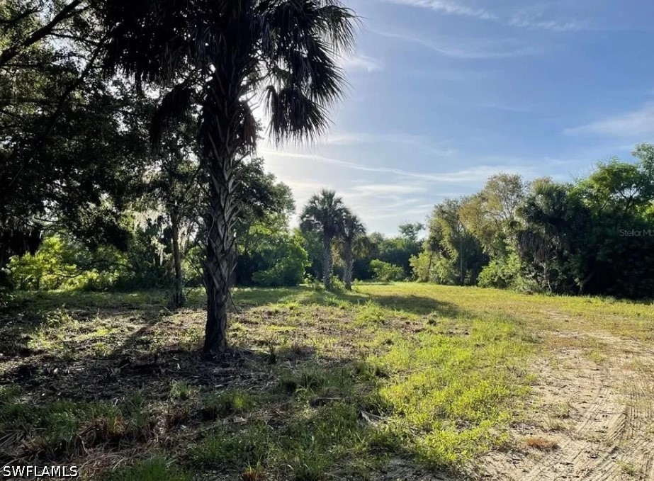 Residential for Sale in Punta Gorda, FL, $199,000 — photo 3