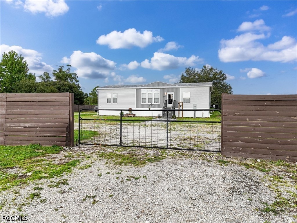 3 Bed ManufacturedHome for Sale in Clewiston, FL, $279,990 — photo 3