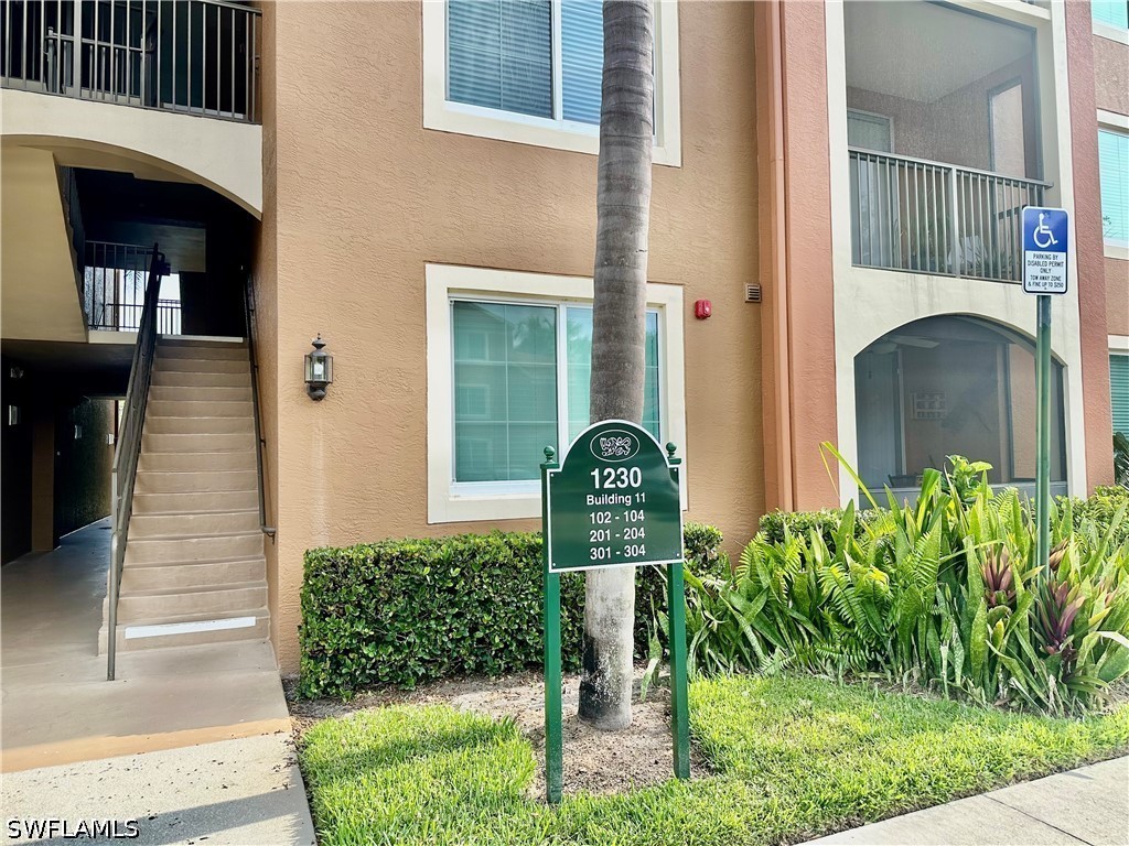 2 Bed Waterfront Home for Sale in Naples, FL, $1,950 — photo 3