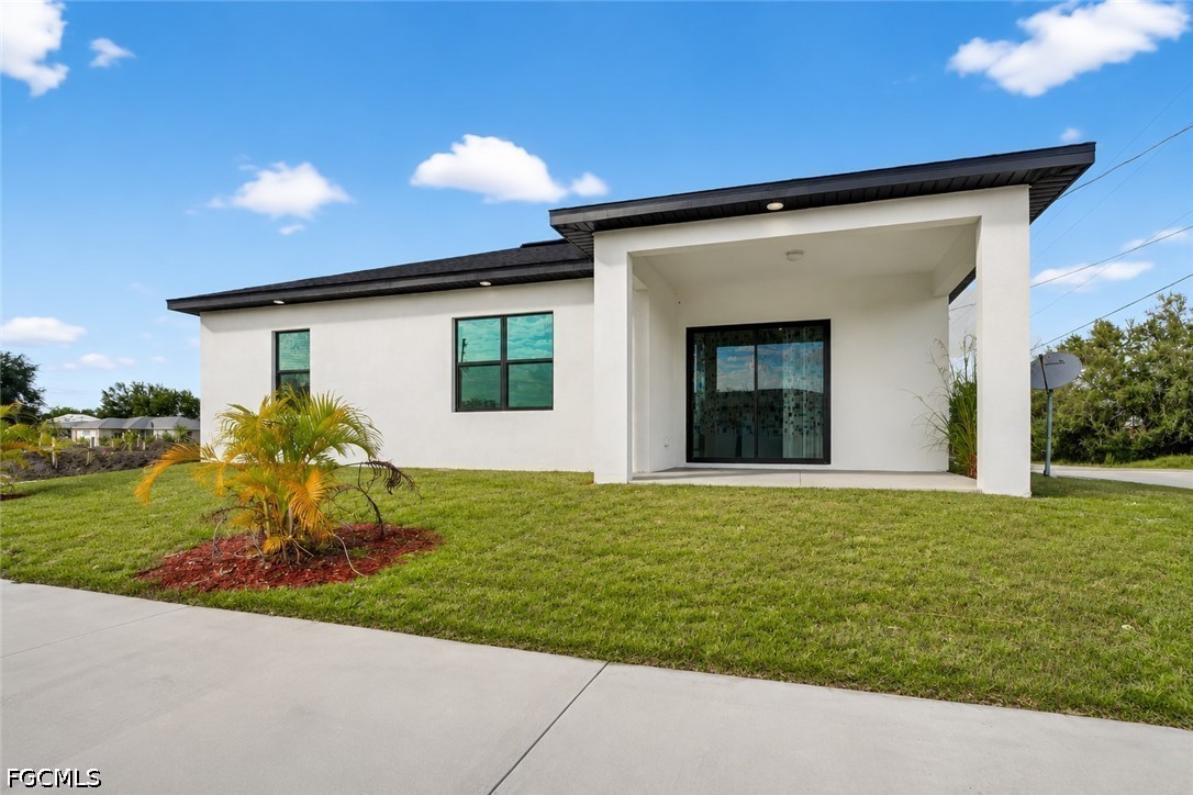 4 Bed SingleFamilyResidence for Sale in Southwood, FL — photo 3