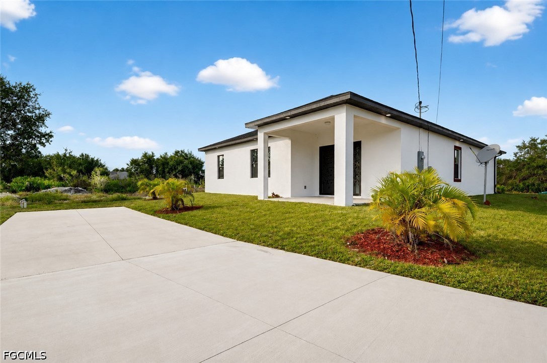 4 Bed SingleFamilyResidence for Sale in Southwood, FL — photo 3