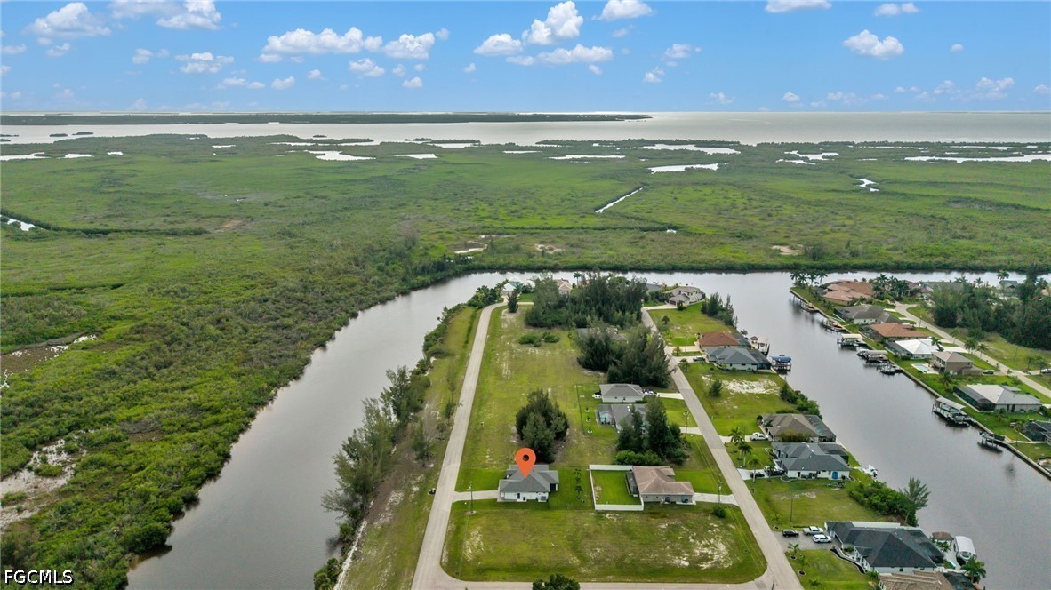 3 Bed SingleFamilyResidence for Sale in Cape Coral, FL — photo 3