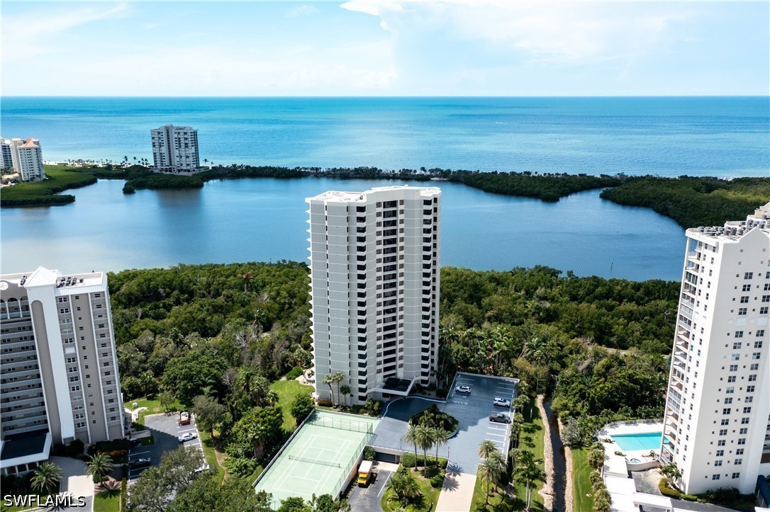 2 Bed Condominium for Sale in Naples, FL, $10,000 — photo 3