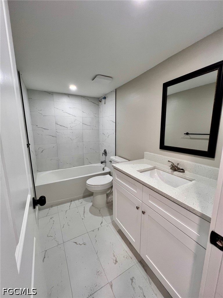 2 Bed Condominium for Sale in Cape Coral, FL, $1,525 — photo 3
