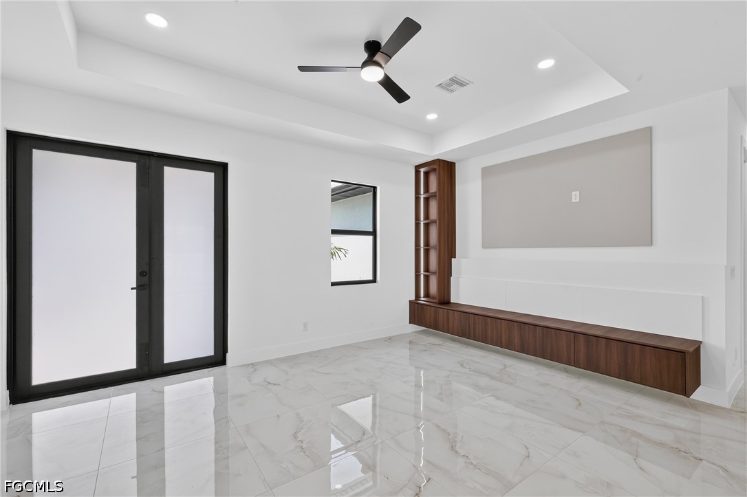 3 Bed SingleFamilyResidence for Sale in Cape Coral, FL — photo 3