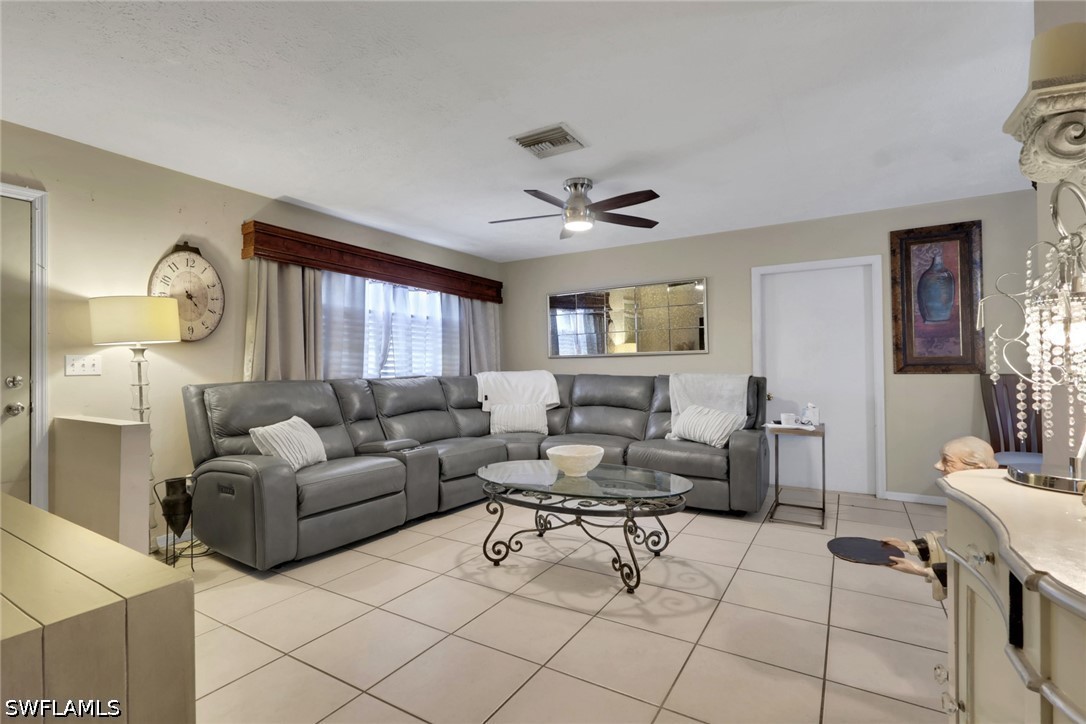 3 Bed SingleFamilyResidence for Sale in Naples, FL, $455,000 — photo 3