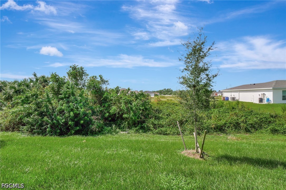 4 Bed SingleFamilyResidence for Sale in Lehigh Acres, FL — photo 3