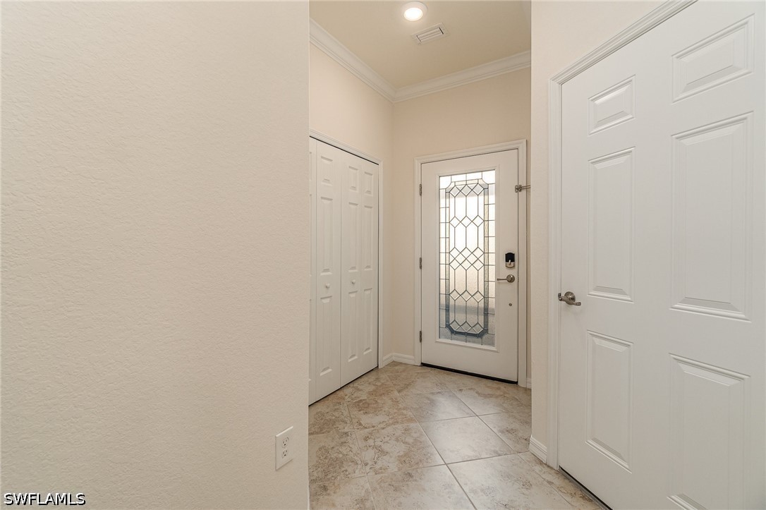 3 Bed Waterfront Home for Sale in Naples, FL, $2,200 — photo 3