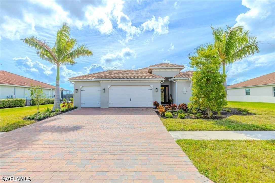 3 Bed Pool Home for Sale in Naples, FL, $990,000 — photo 3