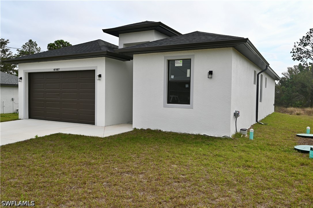 3 Bed SingleFamilyResidence for Sale in Lehigh Acres, FL — photo 3