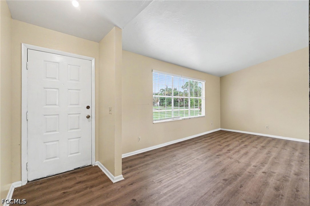 3 Bed SingleFamilyResidence for Sale in Lehigh Acres, FL — photo 3
