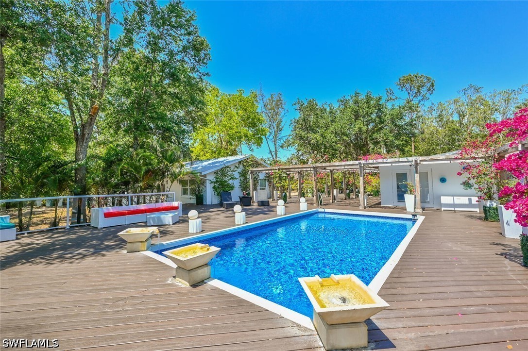 3 Bed SingleFamilyResidence for Sale in Naples, FL, $5,500 — photo 3