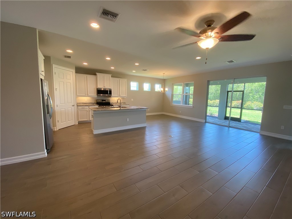 4 Bed SingleFamilyResidence for Sale in Bonita Springs, FL — photo 3