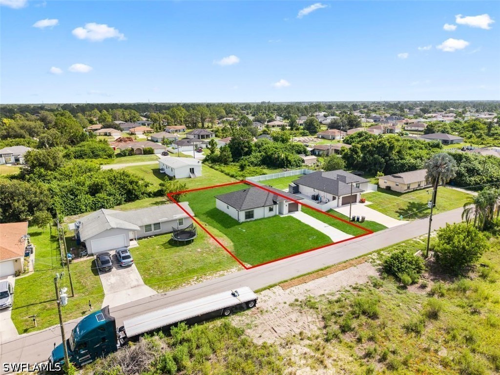 3 Bed SingleFamilyResidence for Sale in Lehigh Acres, FL — photo 3