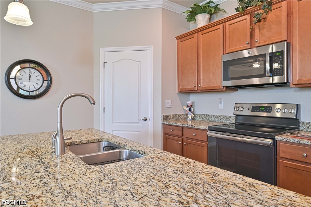 3 Bed SingleFamilyResidence for Sale in Alva, FL, $4,000 — photo 3