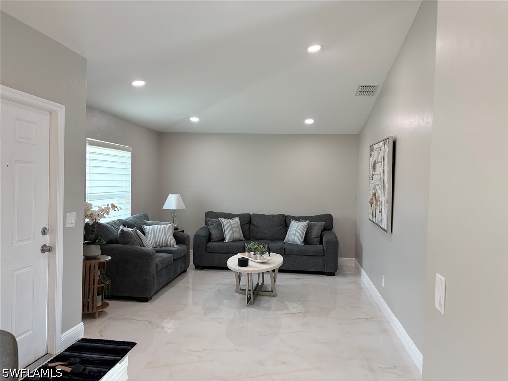 4 Bed SingleFamilyResidence for Sale in Naples, FL, $519,000 — photo 3