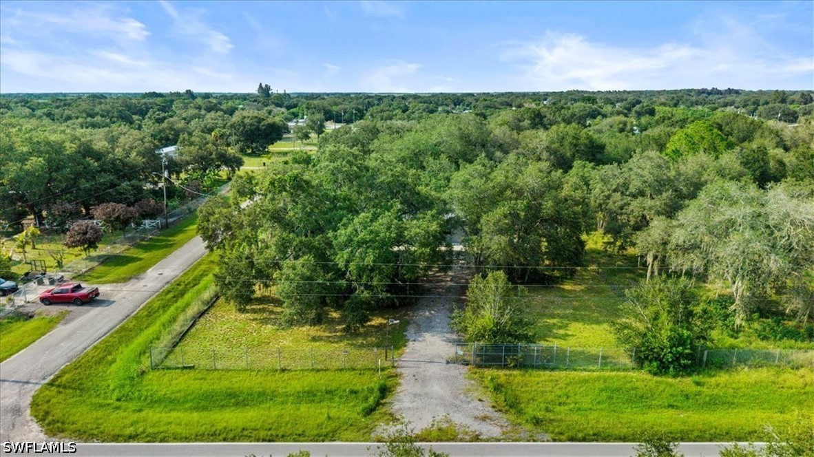 2 Bed SingleFamilyResidence for Sale in Clewiston, FL — photo 3