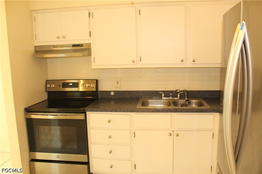 2 Bed Quadruplex for Sale in Cape Coral, FL, $1,290 — photo 3