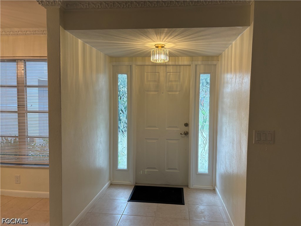 3 Bed SingleFamilyResidence for Sale in Sunset Cove, FL — photo 3