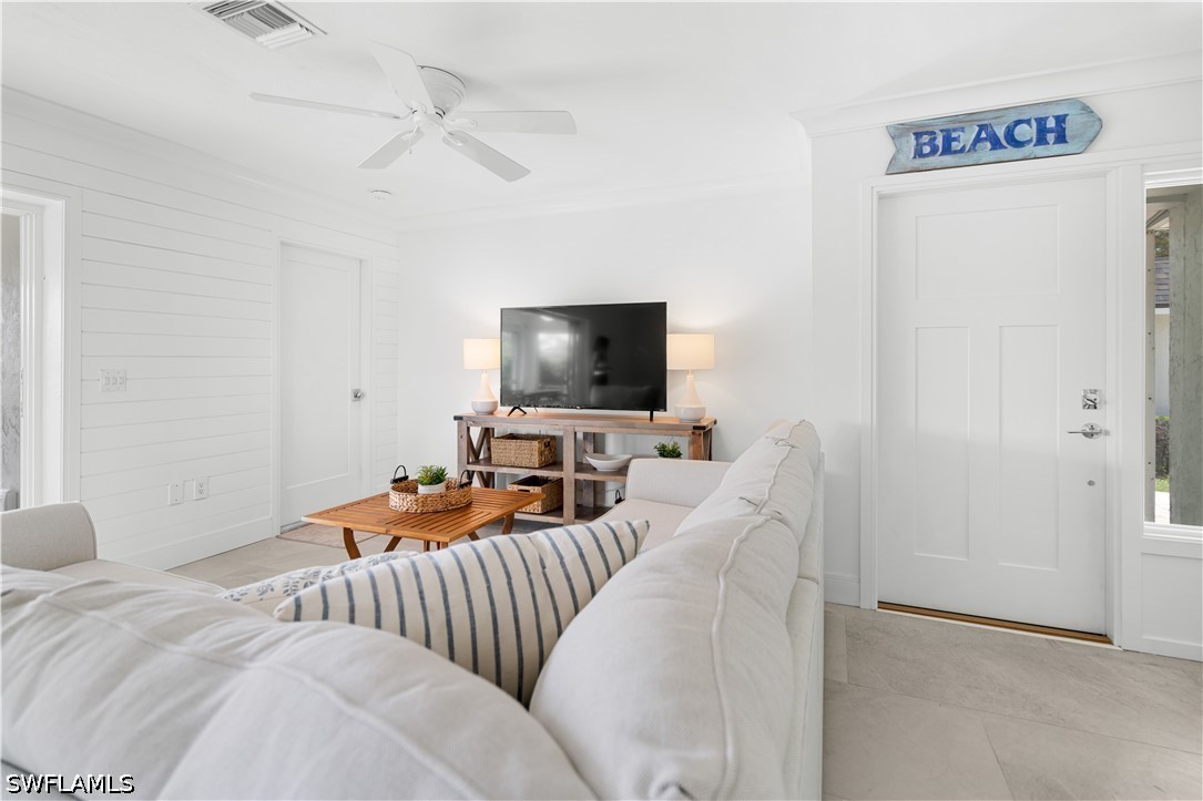 2 Bed Condominium for Sale in Naples, FL, $369,900 — photo 3
