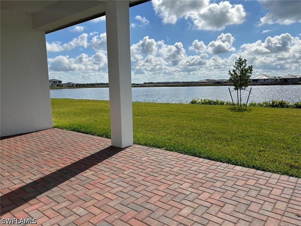 4 Bed SingleFamilyResidence for Sale in Maple Ridge, FL — photo 3