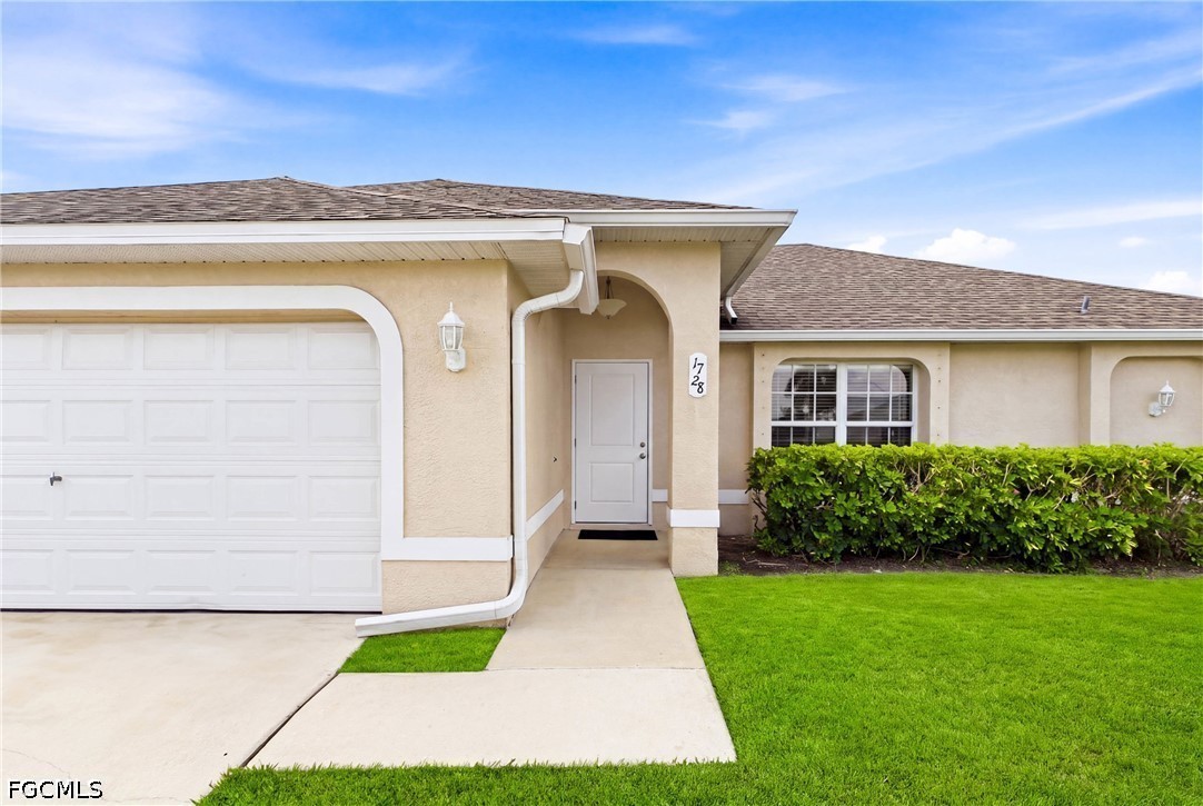 3 Bed SingleFamilyResidence for Sale in Cape Coral, FL — photo 3