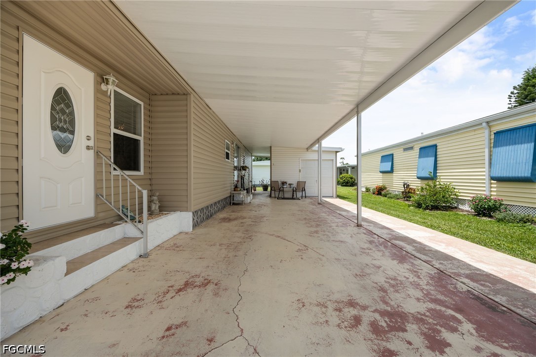 2 Bed ManufacturedHome for Sale in North Fort Myers, FL — photo 3