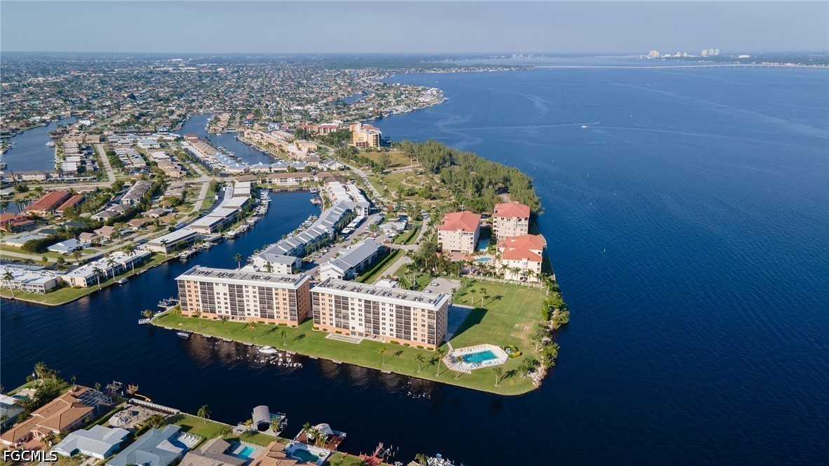 2 Bed Waterfront Home for Sale in Cape Coral, FL, $175,000 — photo 3
