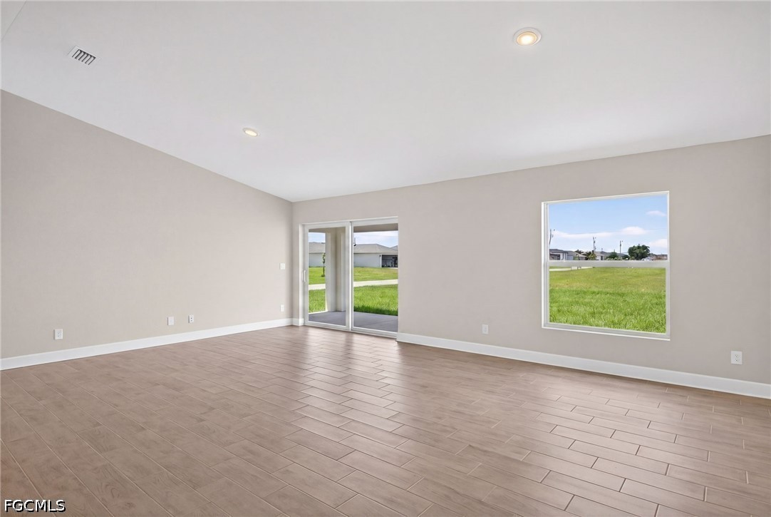 4 Bed SingleFamilyResidence for Sale in Cape Coral, FL — photo 3