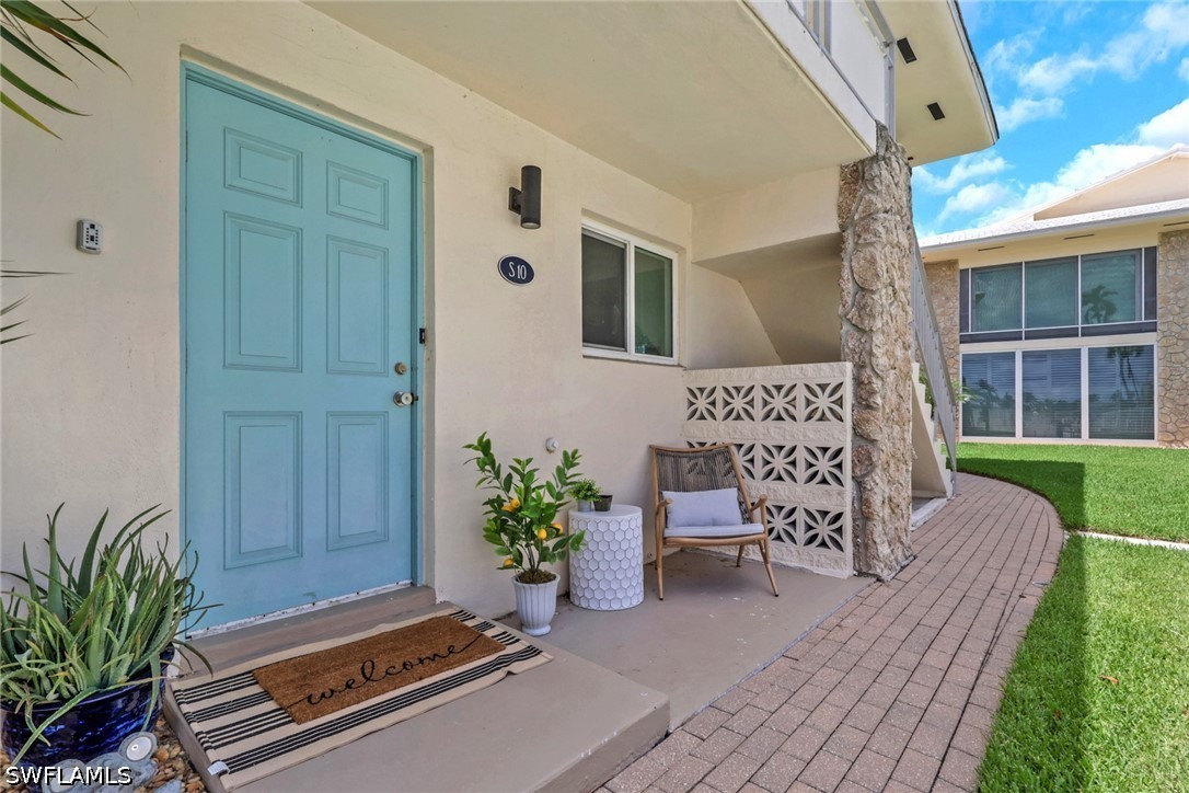 2 Bed Waterfront Home for Sale in Naples, FL, $799,999 — photo 3
