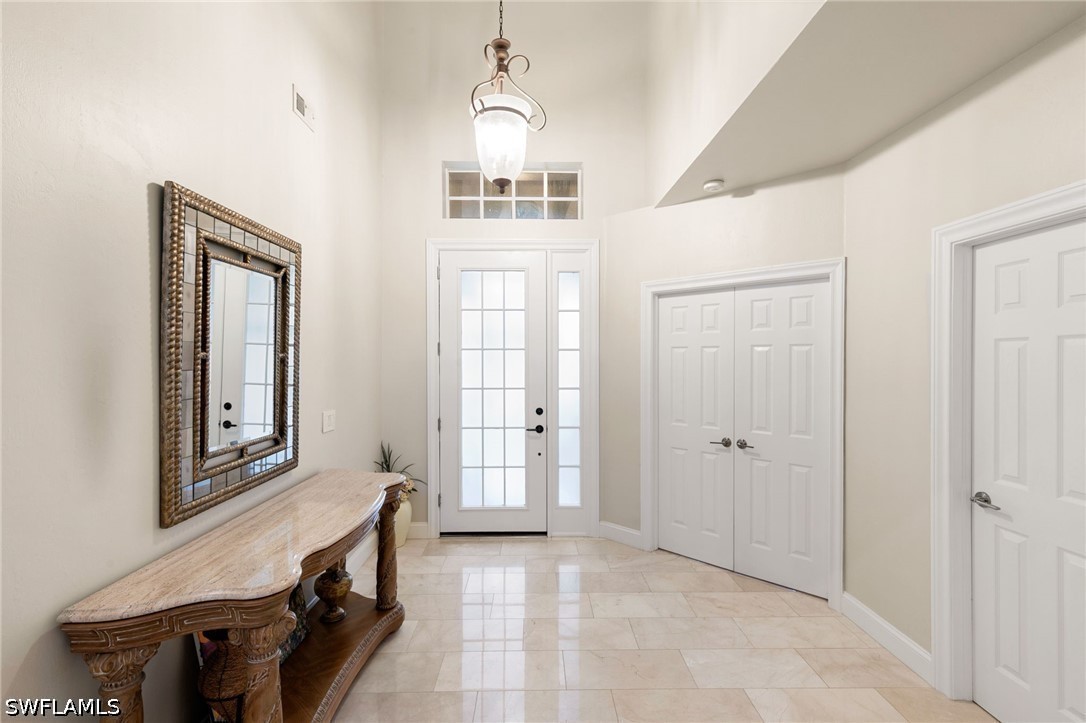 4 Bed SingleFamilyResidence for Sale in Autumn Woods, FL — photo 3