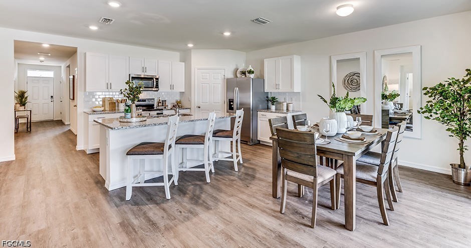 5 Bed SingleFamilyResidence for Sale in Not Applicable, FL — photo 3