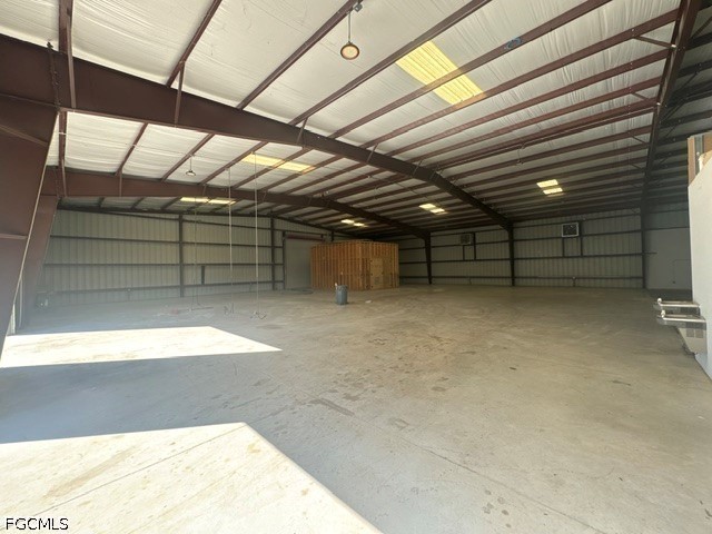 Warehouse for Sale in Fort Myers, FL, $2,100,000 — photo 3