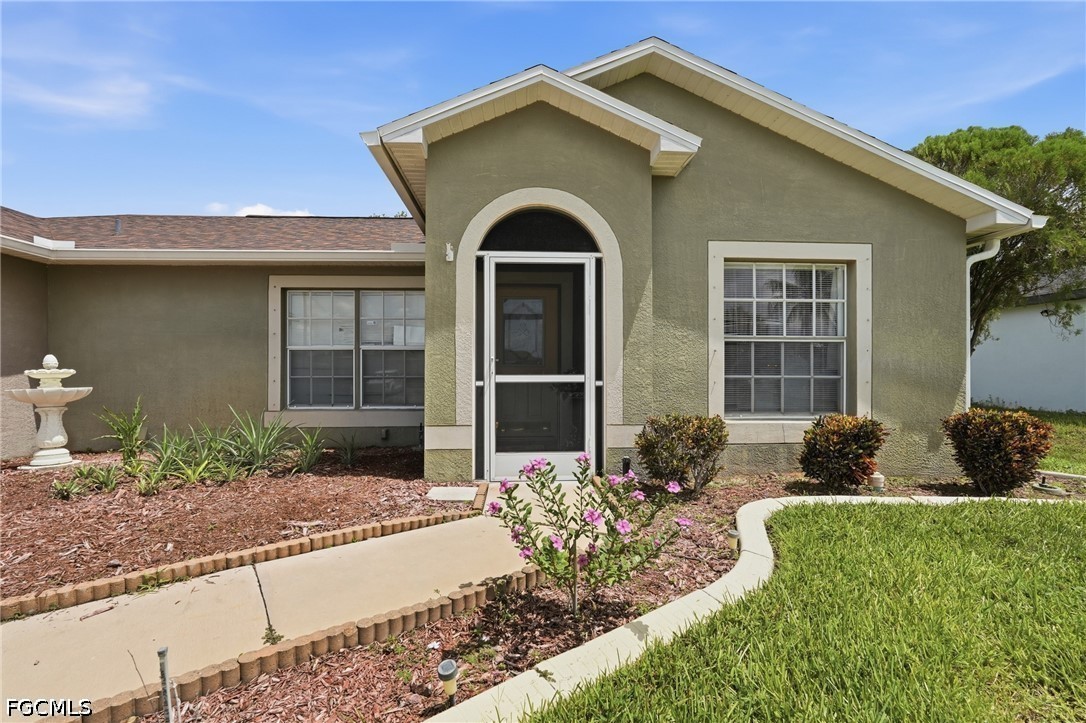 3 Bed SingleFamilyResidence for Sale in Lehigh Acres, photo 3